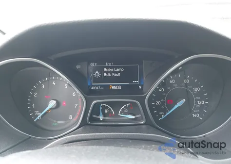 2017 Ford Focus Titanium из США, поврежденный, VIN 1FADP3N25HL311609